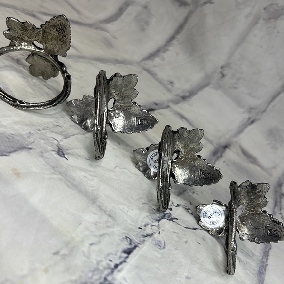 Pewter Napkin Rings Set of 4 Stamped Goddess Grape Vine Leaf Made in Thailand - Picture 6 of 8